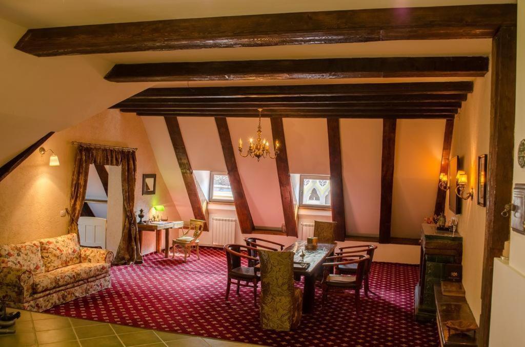 Apartmán The Attic Brašov Exteriér fotografie